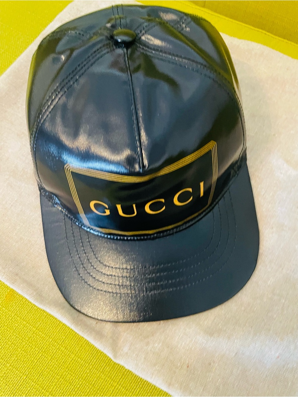Gucci Black Logo Baseball Cap with Patent Brim - Picture 2 of 7